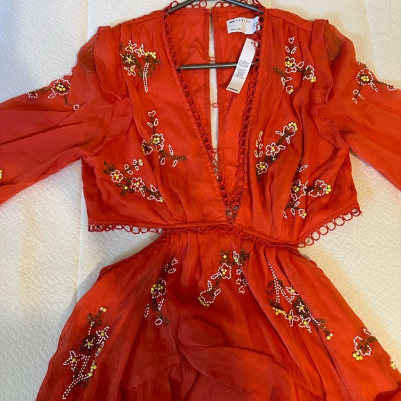 ASOS DESIGN circle trim mini dress with floral embellishment in red - Picture 8 of 8